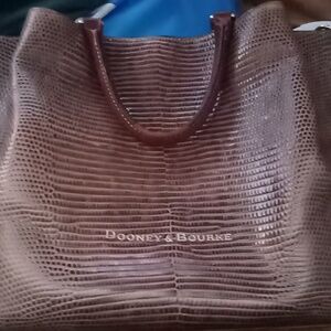 Dooney&Bourke